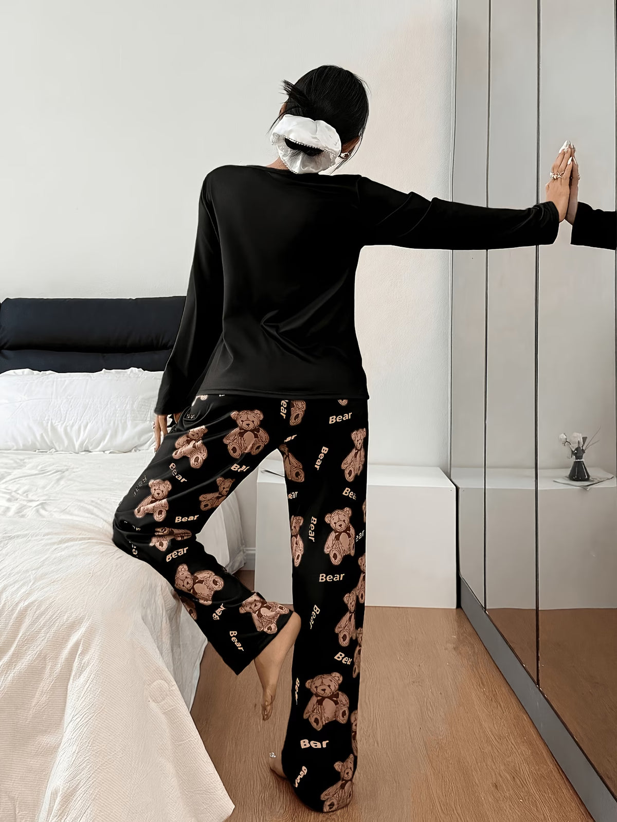 Women's Bear-Themed Pajama Loungewear Set (2 Pcs) | Round Neck Long Sleeve