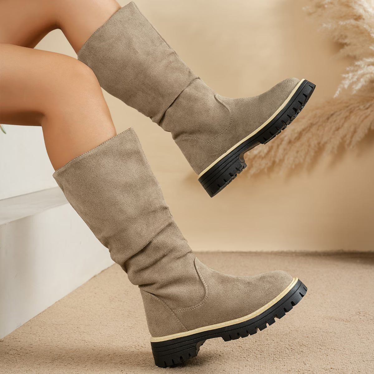 Women's Vintage Pleated Slouchy Mid-Calf Knight Boots