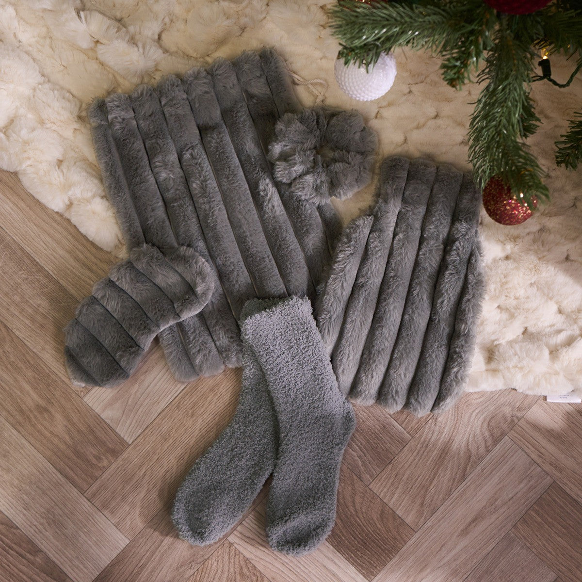 Ribbed Hot Water Bottle Gift Set