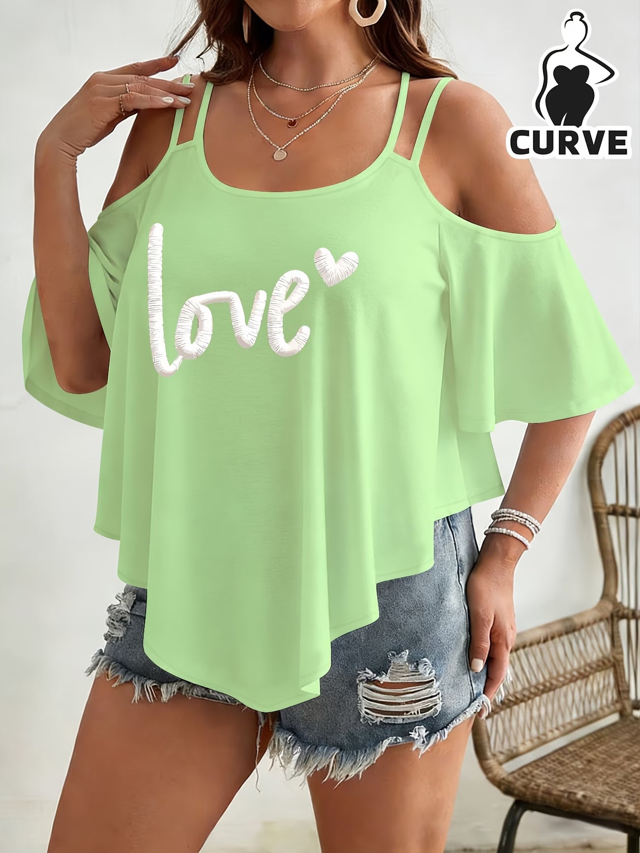 Women's Plus Size Off-Shoulder Curved Hem T-Shirt
