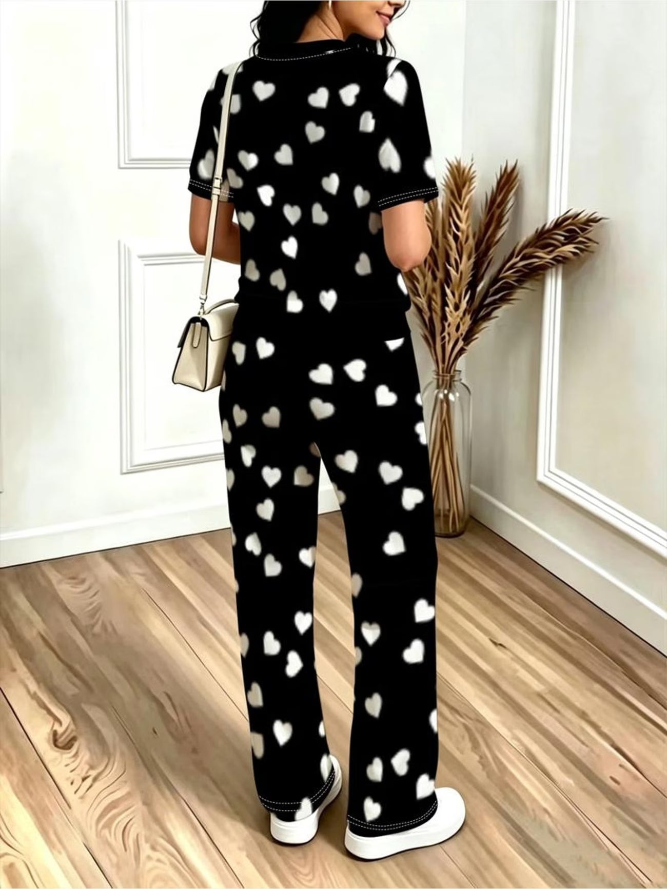 Black & White Heart Print Women's Pants Set