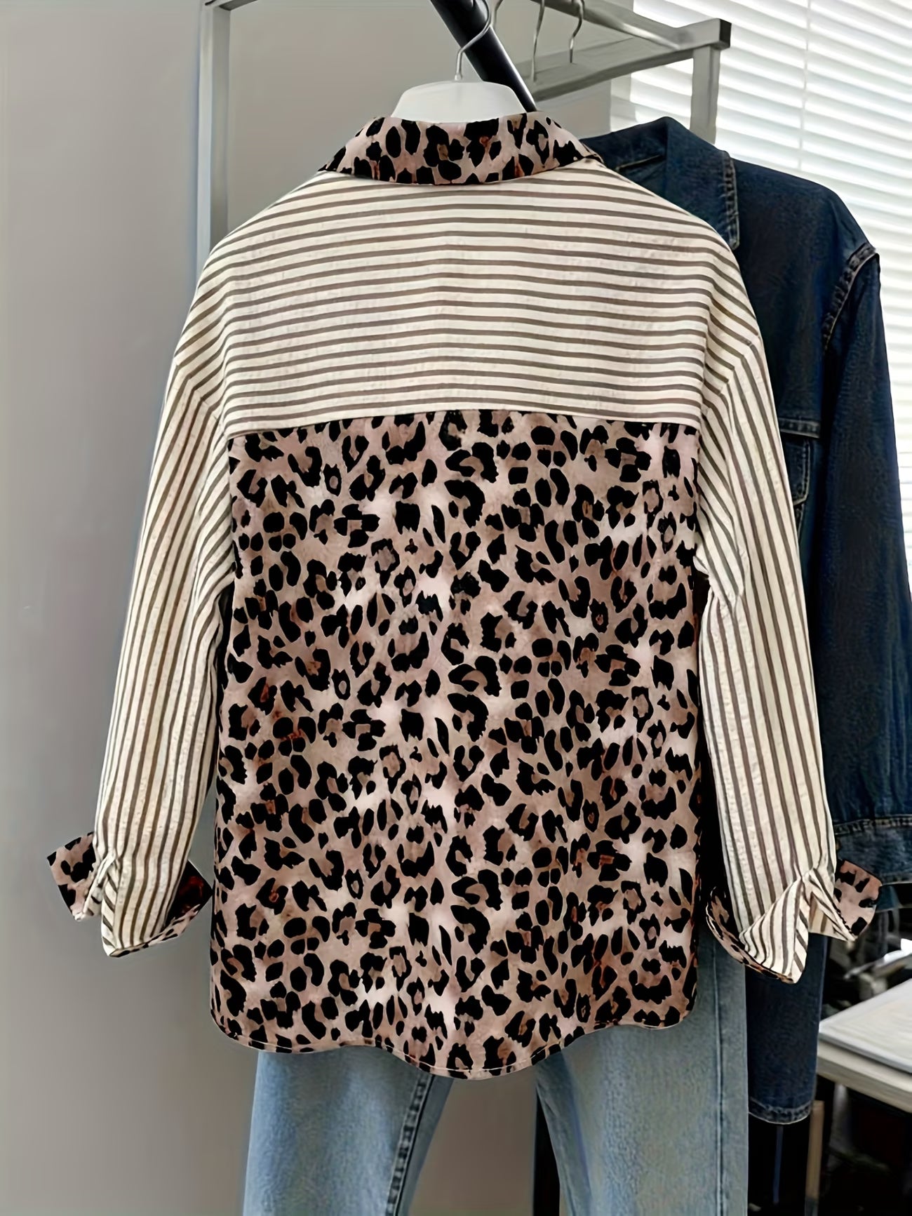 Elegant Women'S Leopard Print Pocket Shirt,