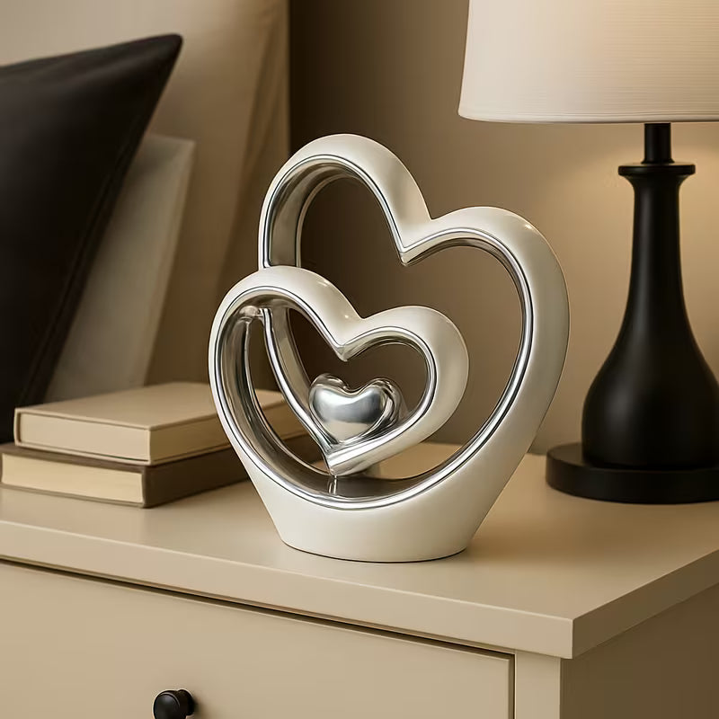 25.5cm Silver Heart Statue