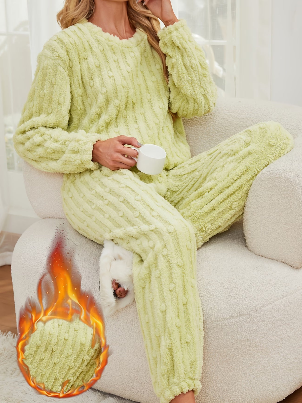 Women's Fleece-Lined Dot Jacquard Pyjama Set