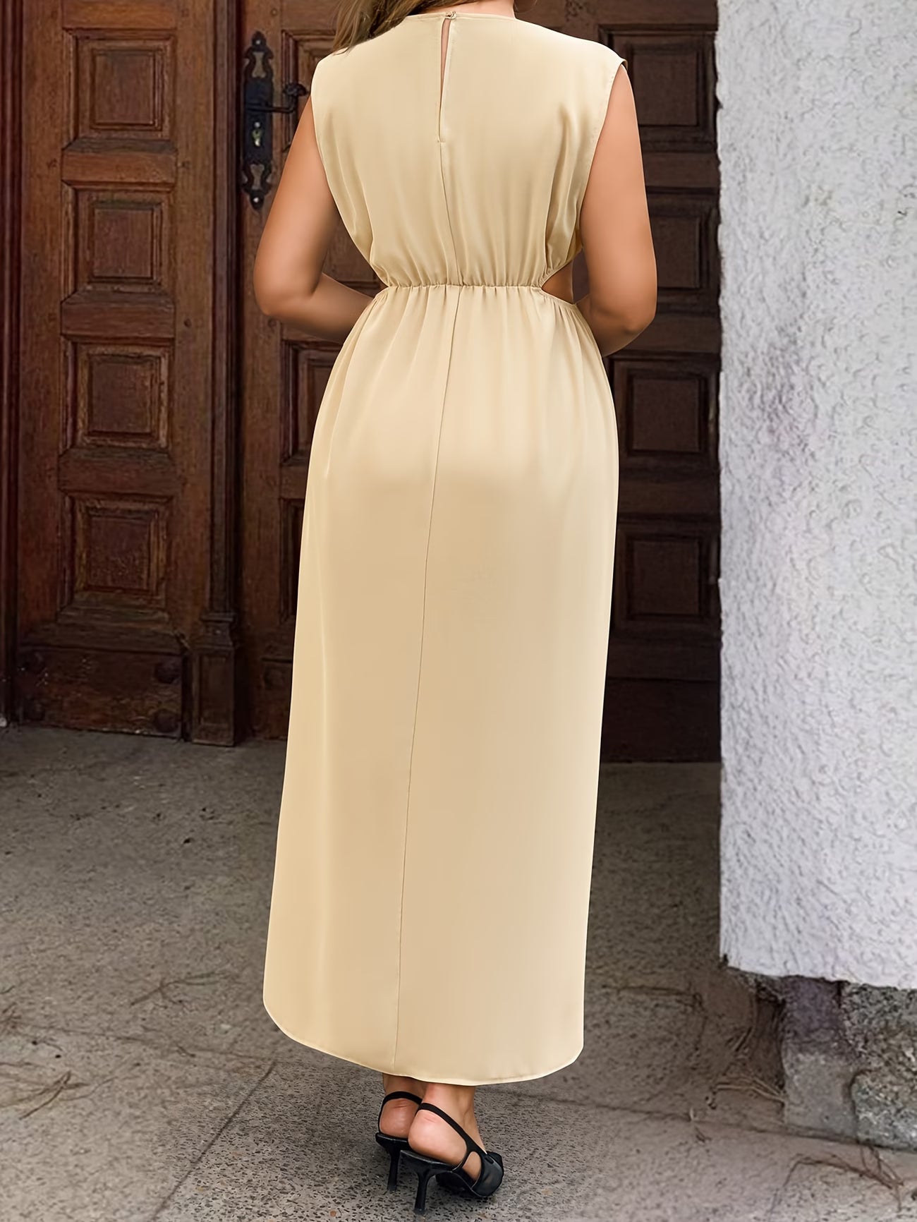 Solid Color Waist-Revealing Sexy Dress