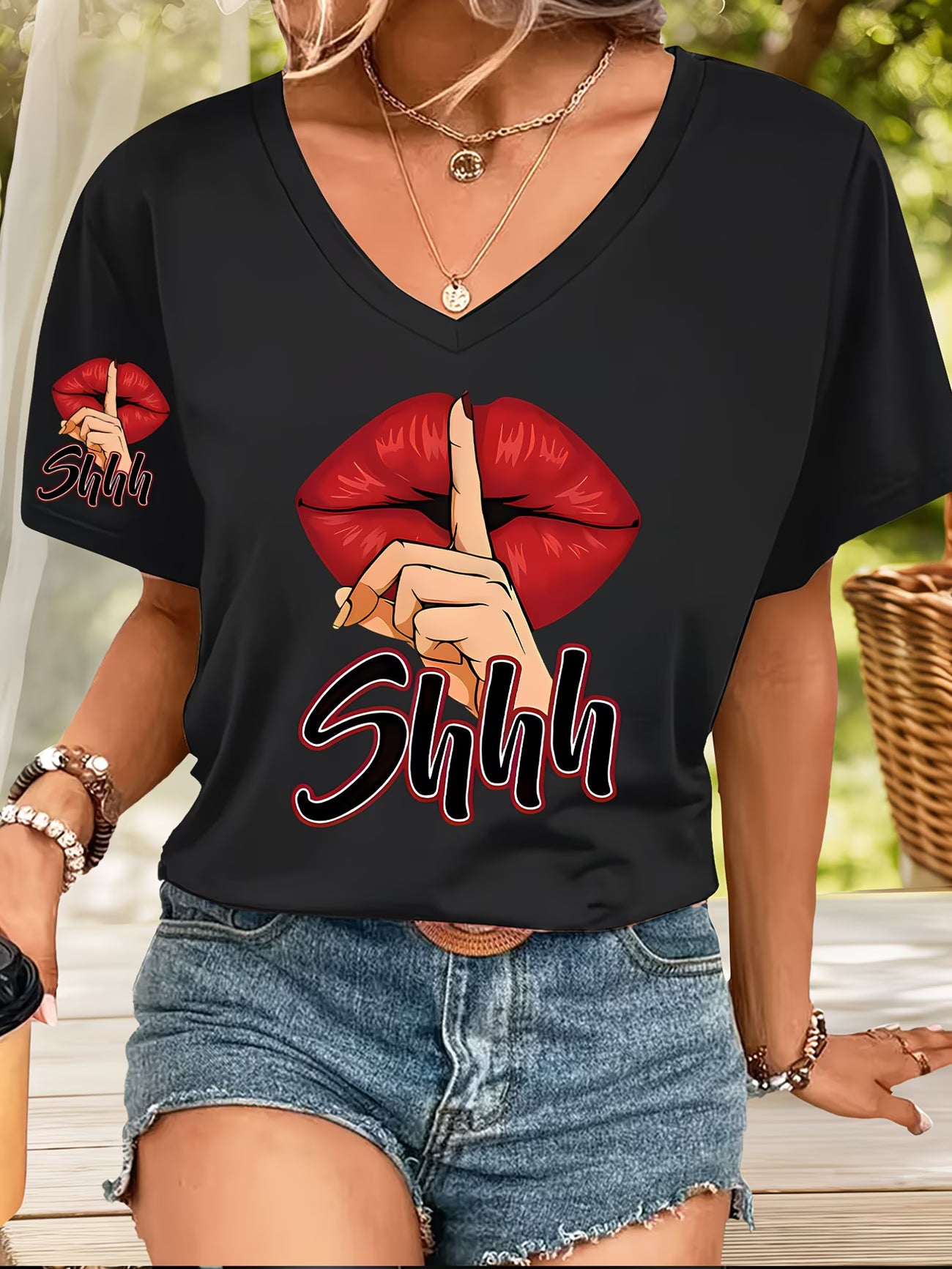 Sexy Lips Print V-Neck Top Featuring a Bold Red Lips Design on the Front