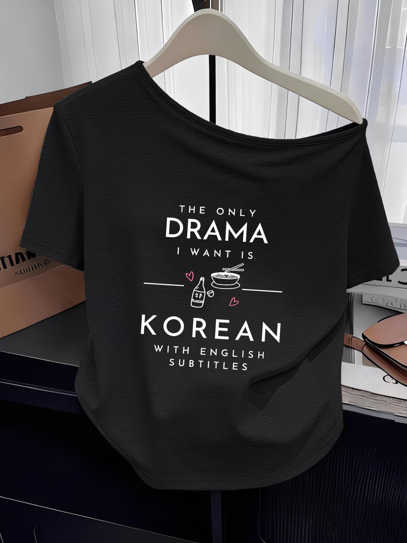 Women's Y2K Off-Shoulder Tee – Pink Abstract Geometric Print