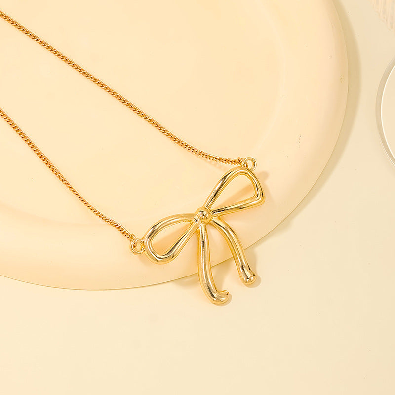 Sweet Light Luxury Bow Necklace