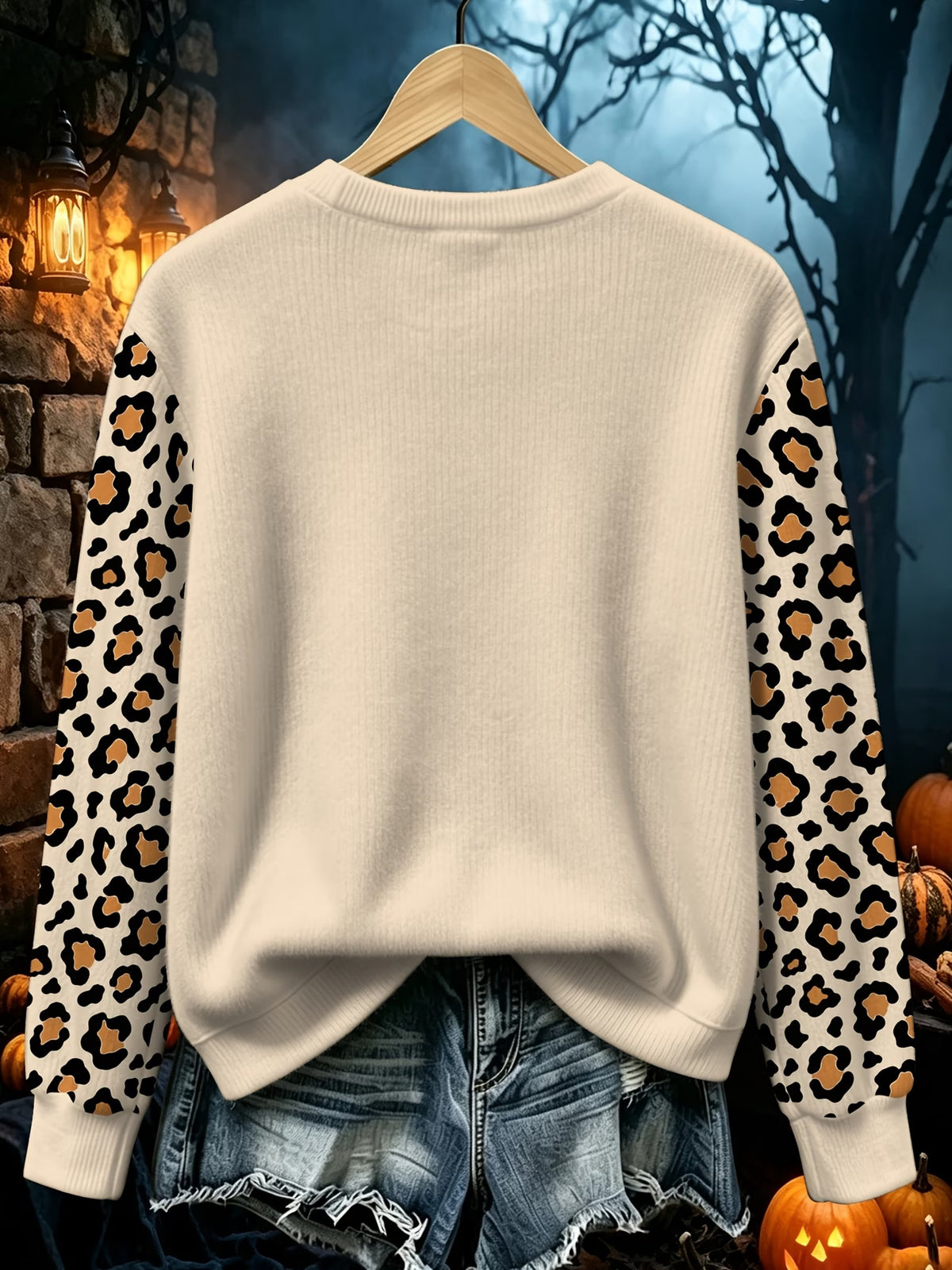 Women's Halloween Pumpkin & Bow Print Leopard-Sleeve Pullover