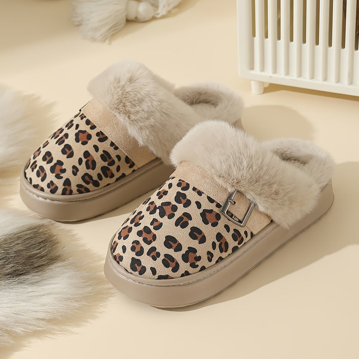 Unisex Fluffy Leopard Print Winter Slippers