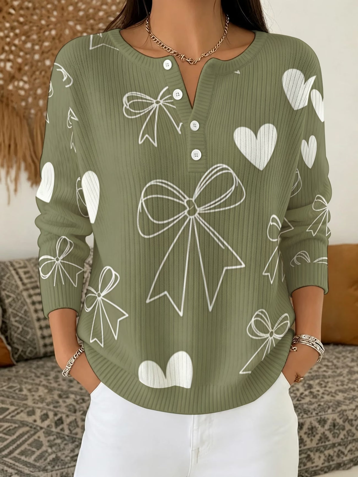 Women's Heart & Bow Print Pullover Sweater