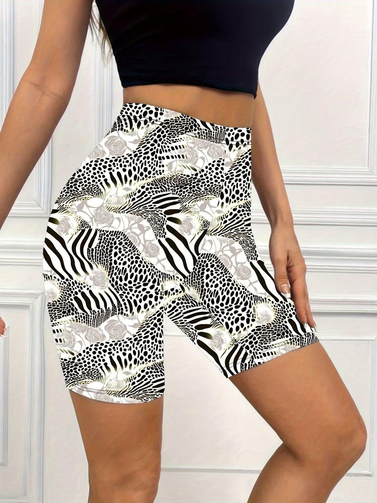 Abstract Leopard Print Shorts – Stretchy High-Waist Sculpting Fit