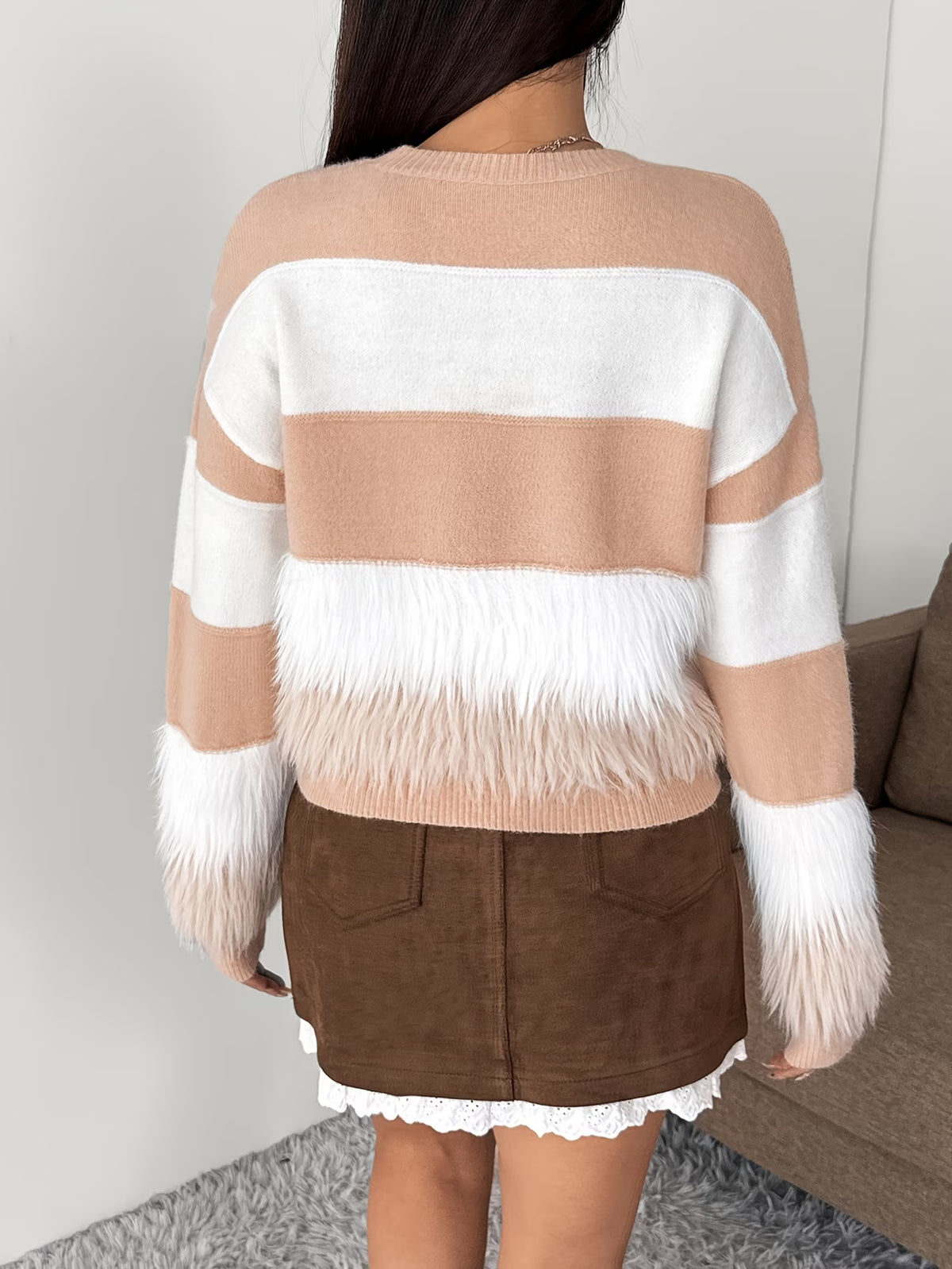 Women's Fluffy Colour-Block Round-Neck Jumper