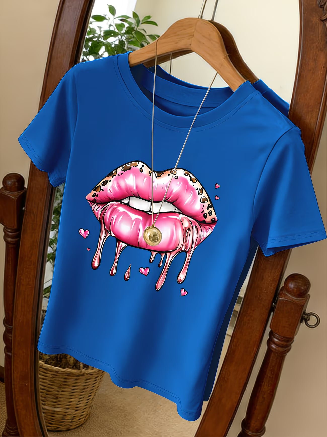 Pink Lip Heart Print Round Neck T-Shirt