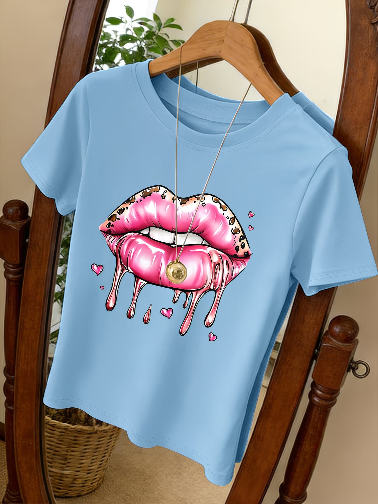 Pink Lip Heart Print Round Neck T-Shirt