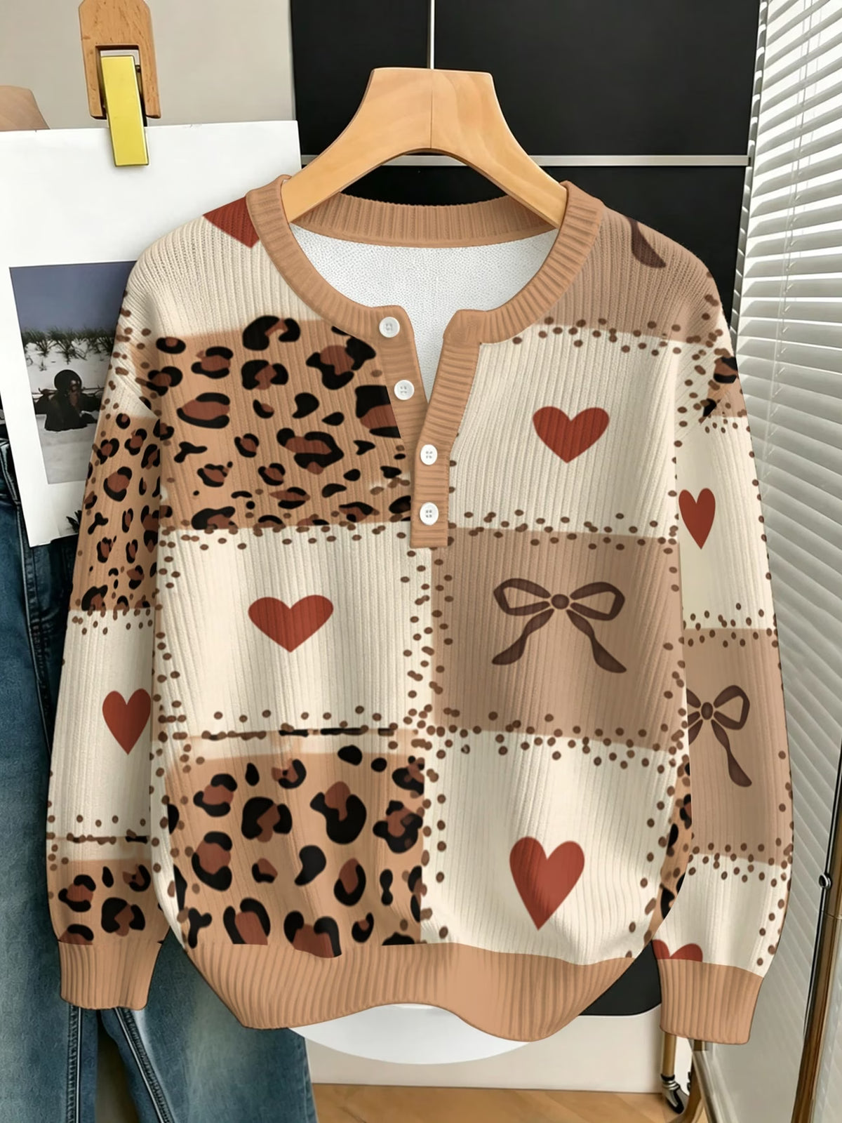 Women's Checkered Leopard Print Heart & Bow Sweater