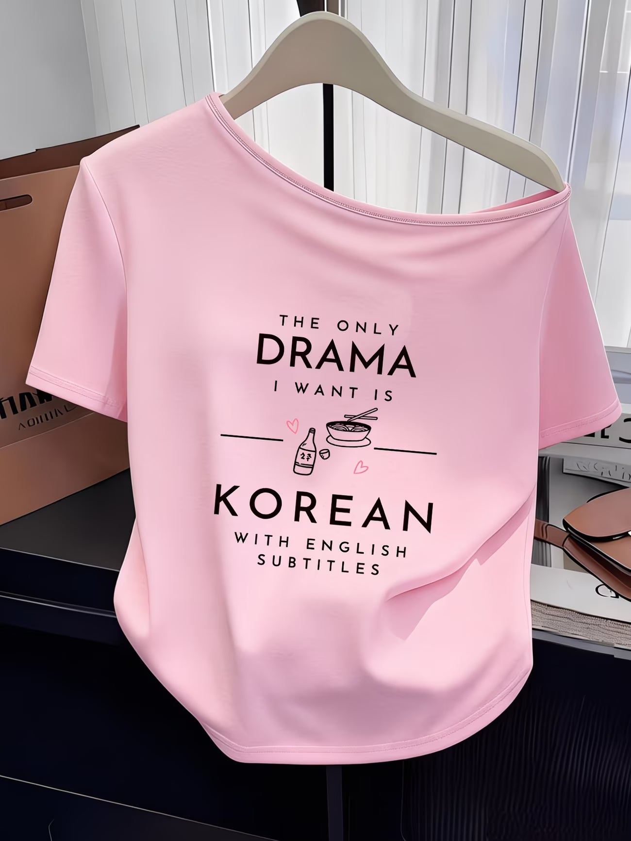Women's Y2K Off-Shoulder Tee – Pink Abstract Geometric Print