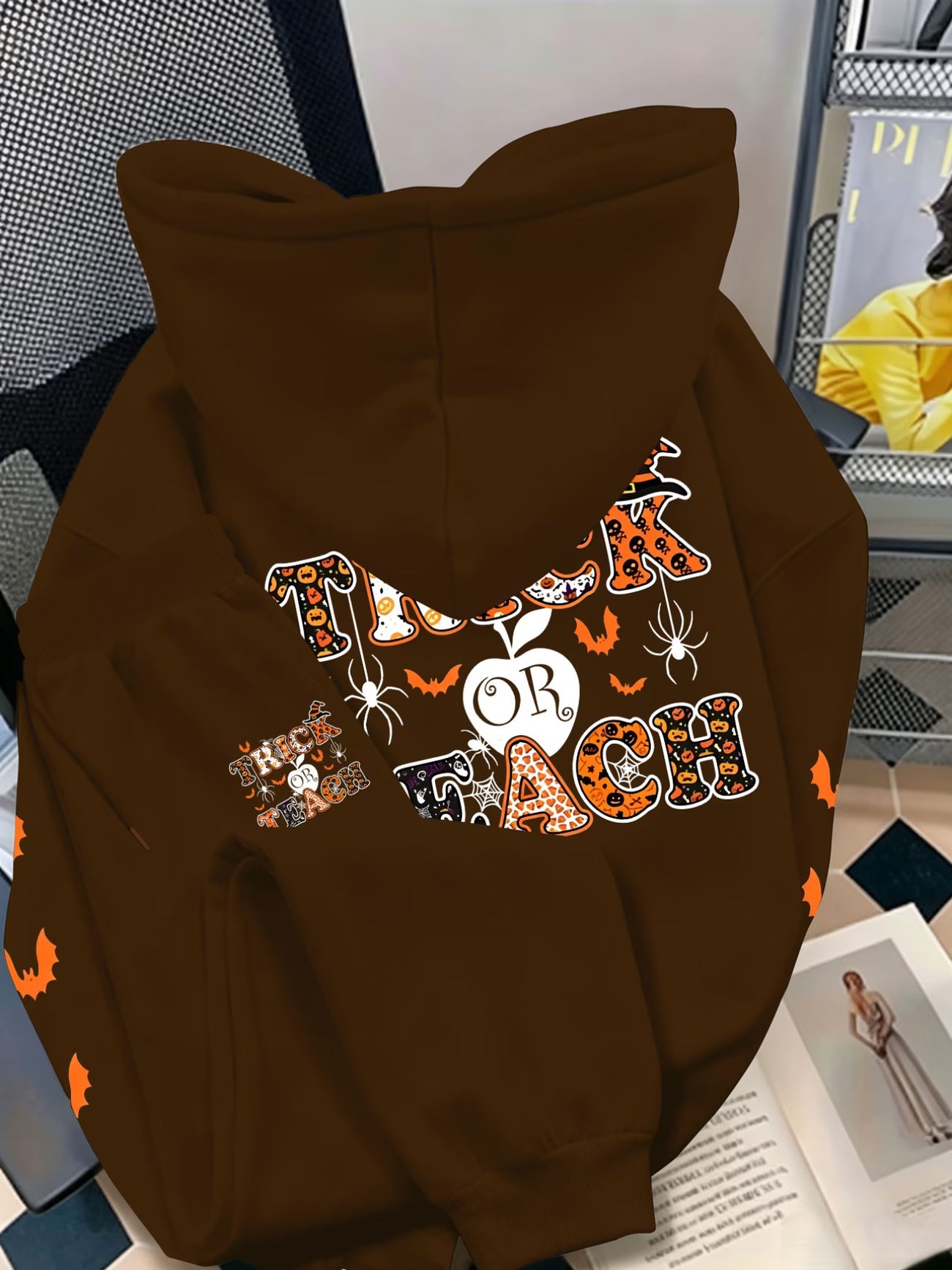 Plus Size Halloween Hooded Sweatshirt Set — Pumpkin & Bat Triple Back Print