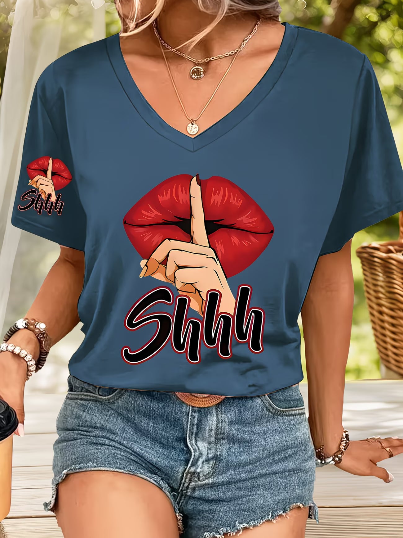 Sexy Lips Print V-Neck Top Featuring a Bold Red Lips Design on the Front