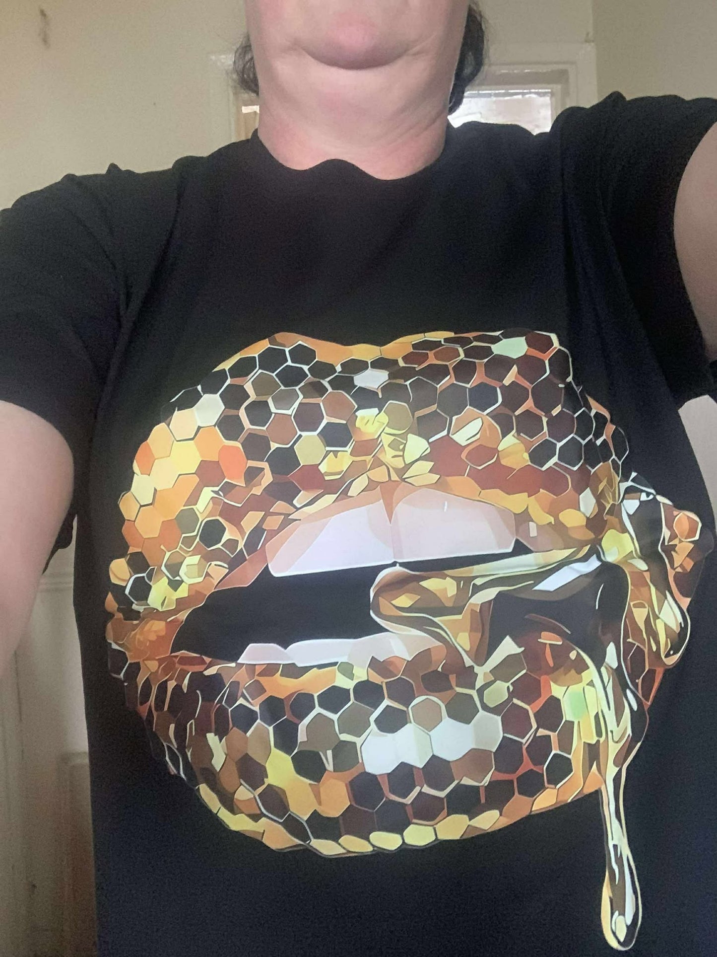 Women' Sparkling Black T-Shirt