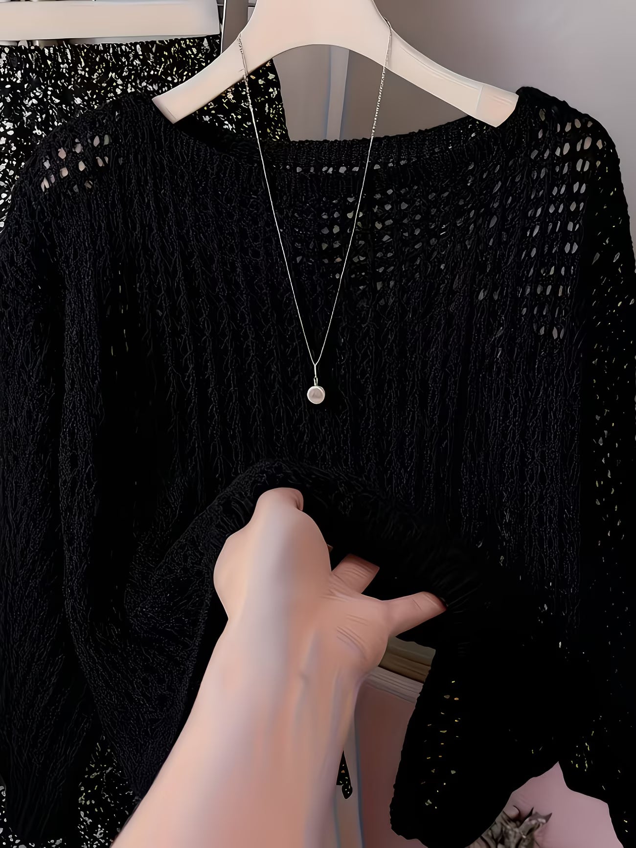 Women's Elegant Lace Hollow Sweater