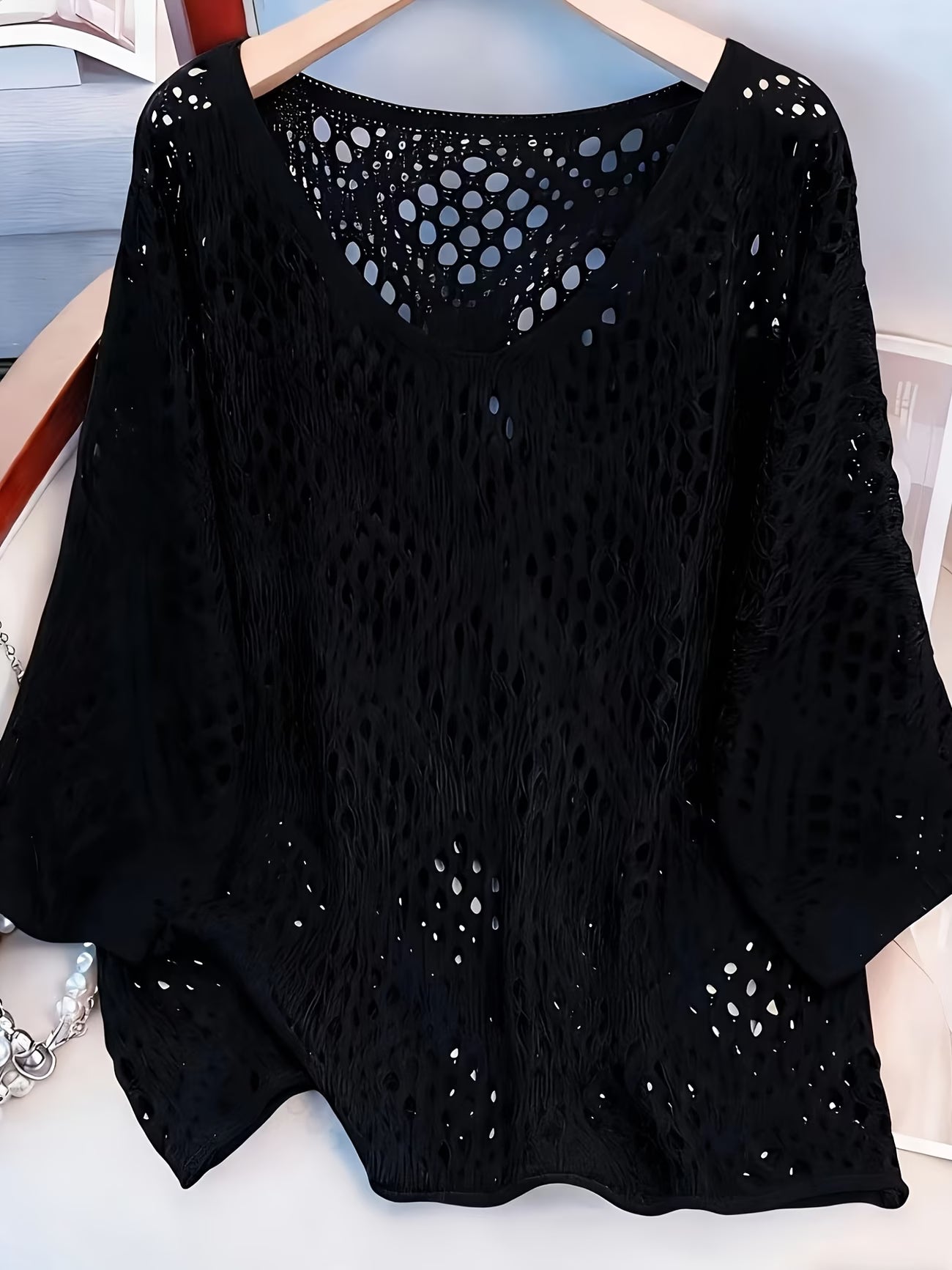 Plus Size Paisley Print Hollow-Out Loose Fit Top