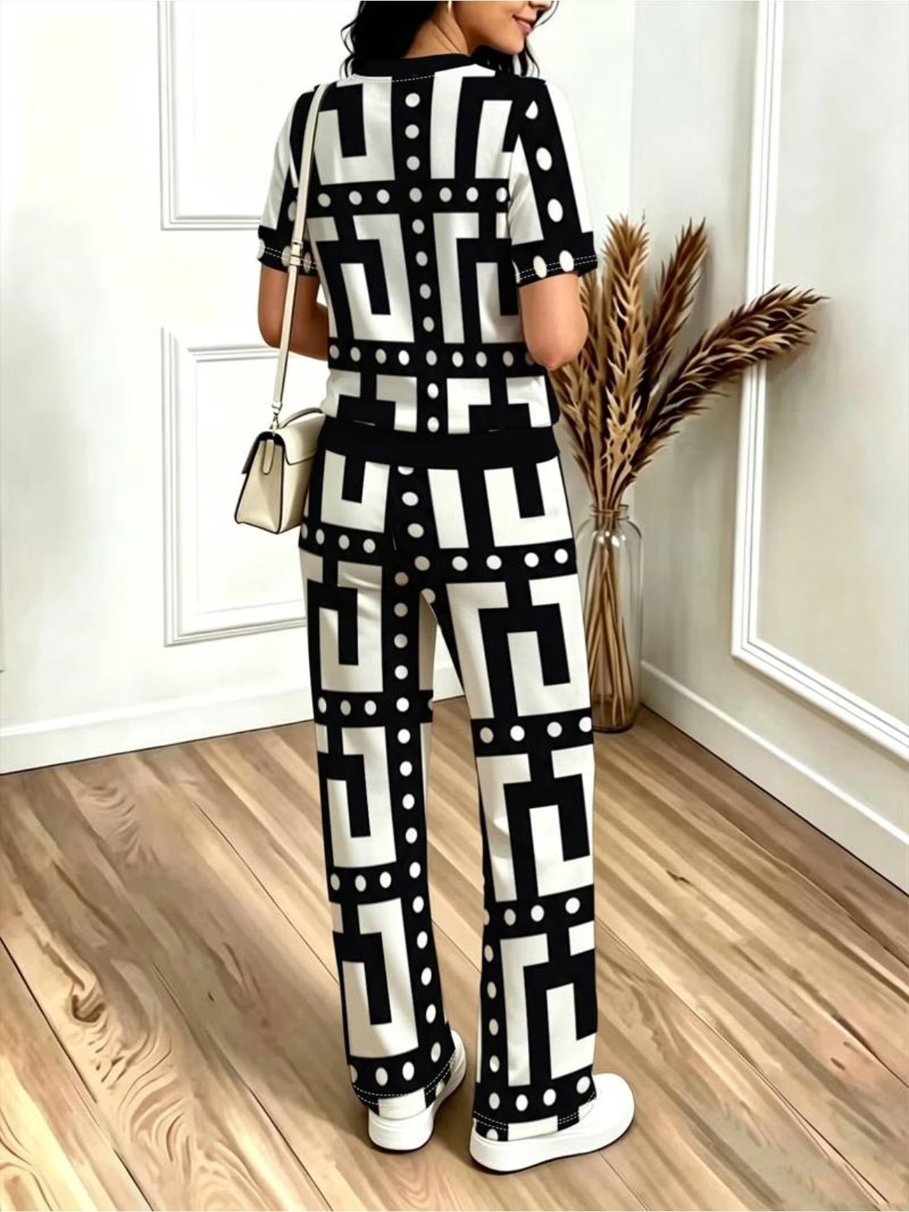 Women's Black & White Geometric Pants Set – Office to Casual Chic