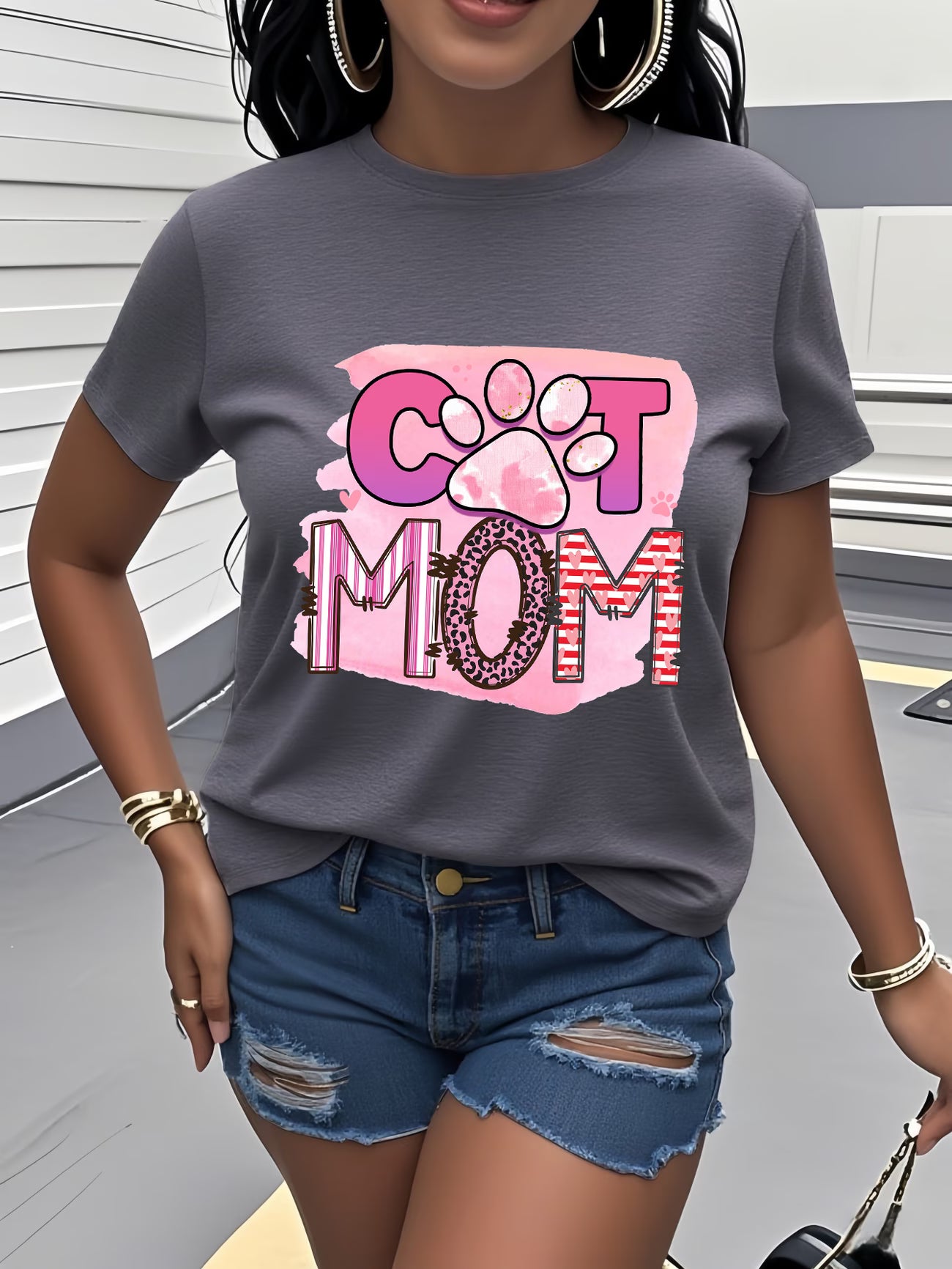 Women's Cat Paw Print "CAT MOM" T-Shirt