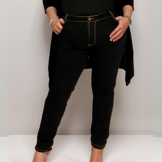 BLACK STRAIGHT CUT STRETCH JEANS