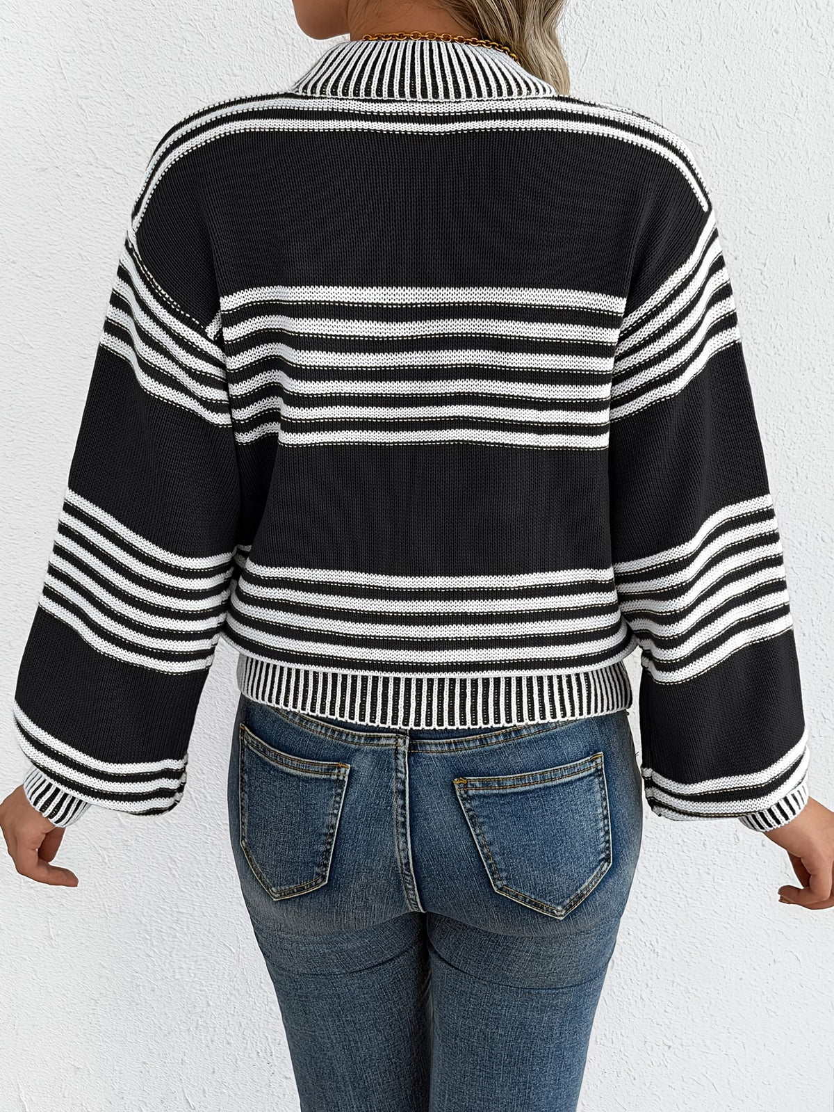 Contrast Stripe Lantern Sleeve Pullover Sweater