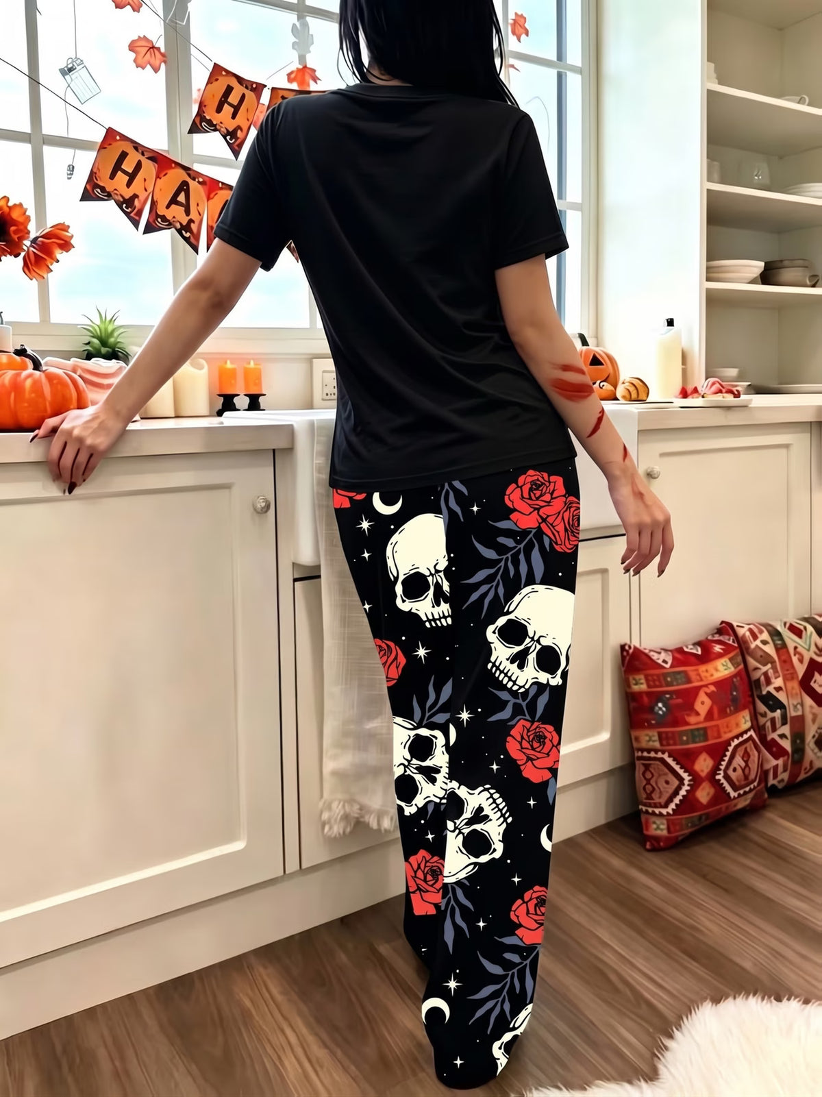 Women's Gothic Skull & Rose Halloween Pyjama Set