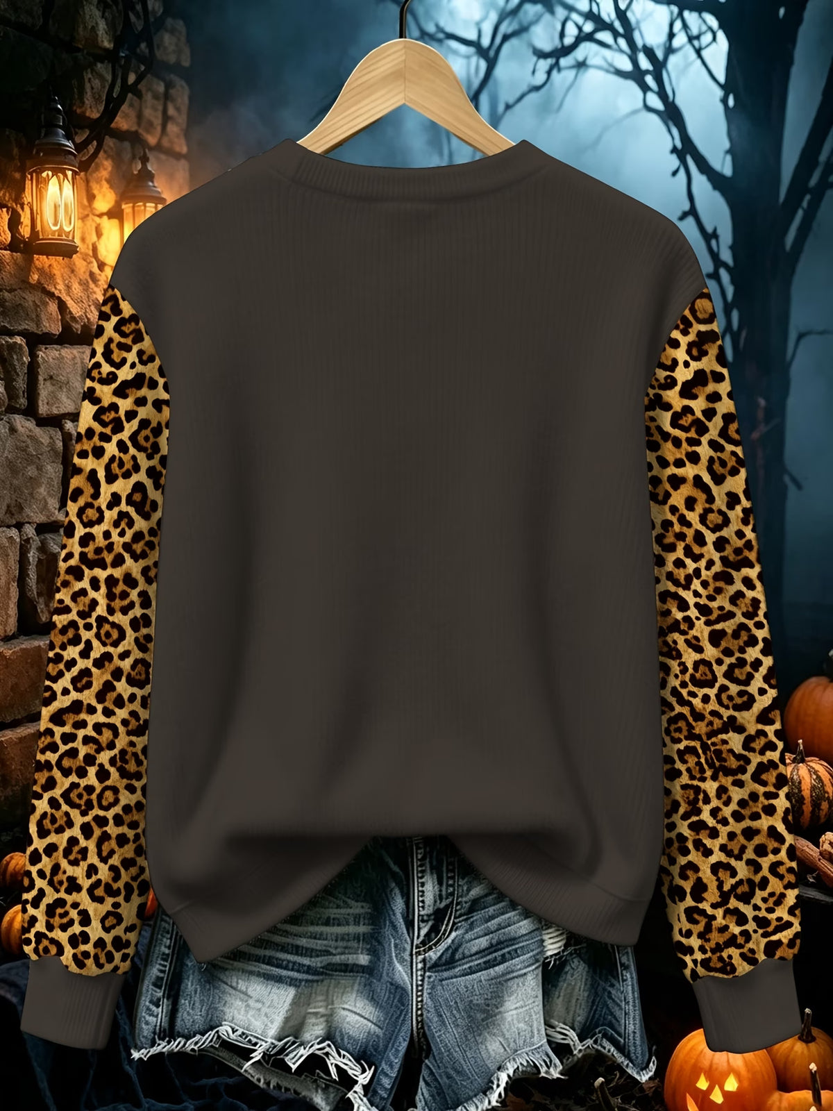 Women's Halloween Leopard, Bow & Pumpkin Print Pullover
