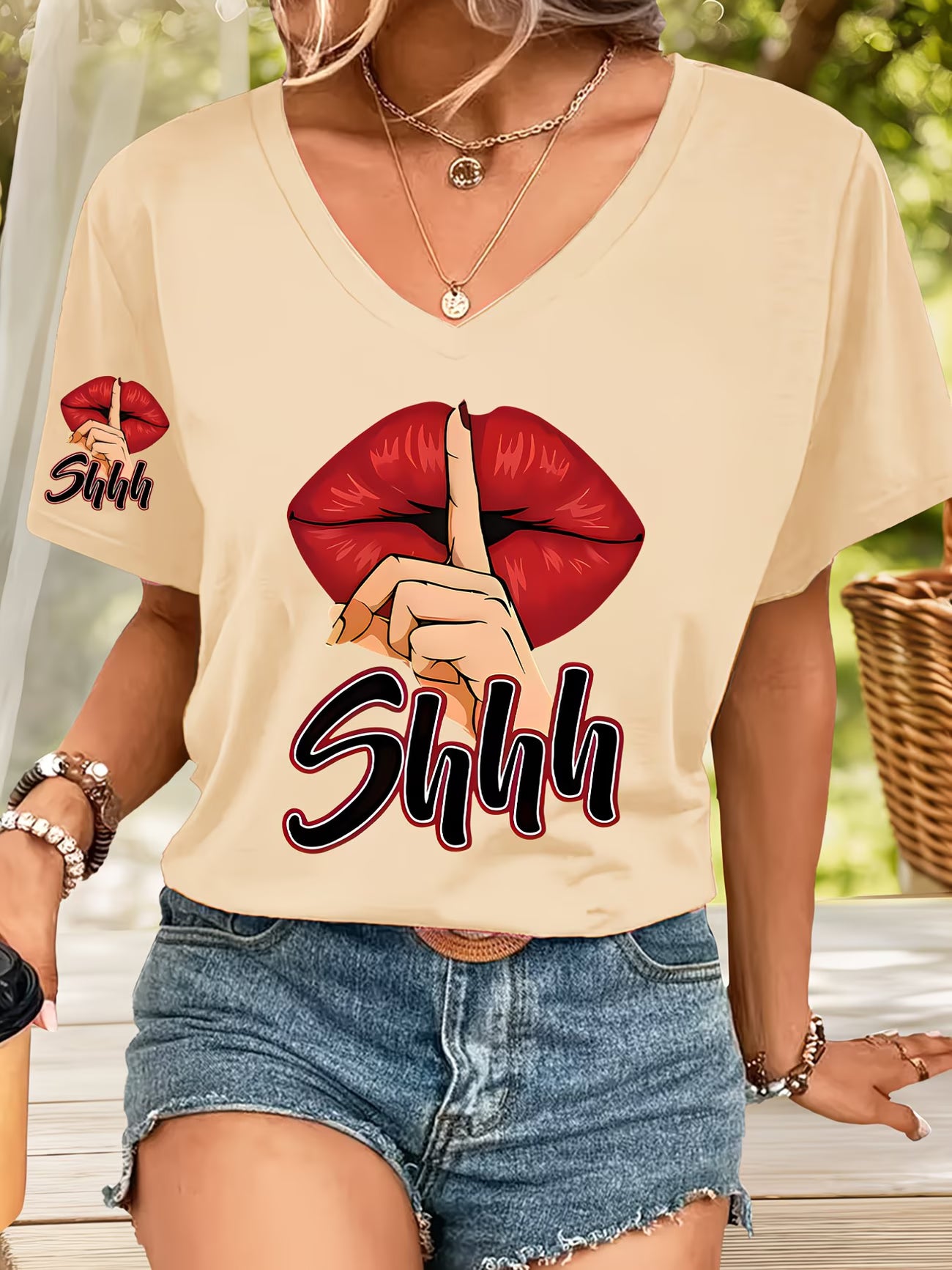 Sexy Lips Print V-Neck Top Featuring a Bold Red Lips Design on the Front