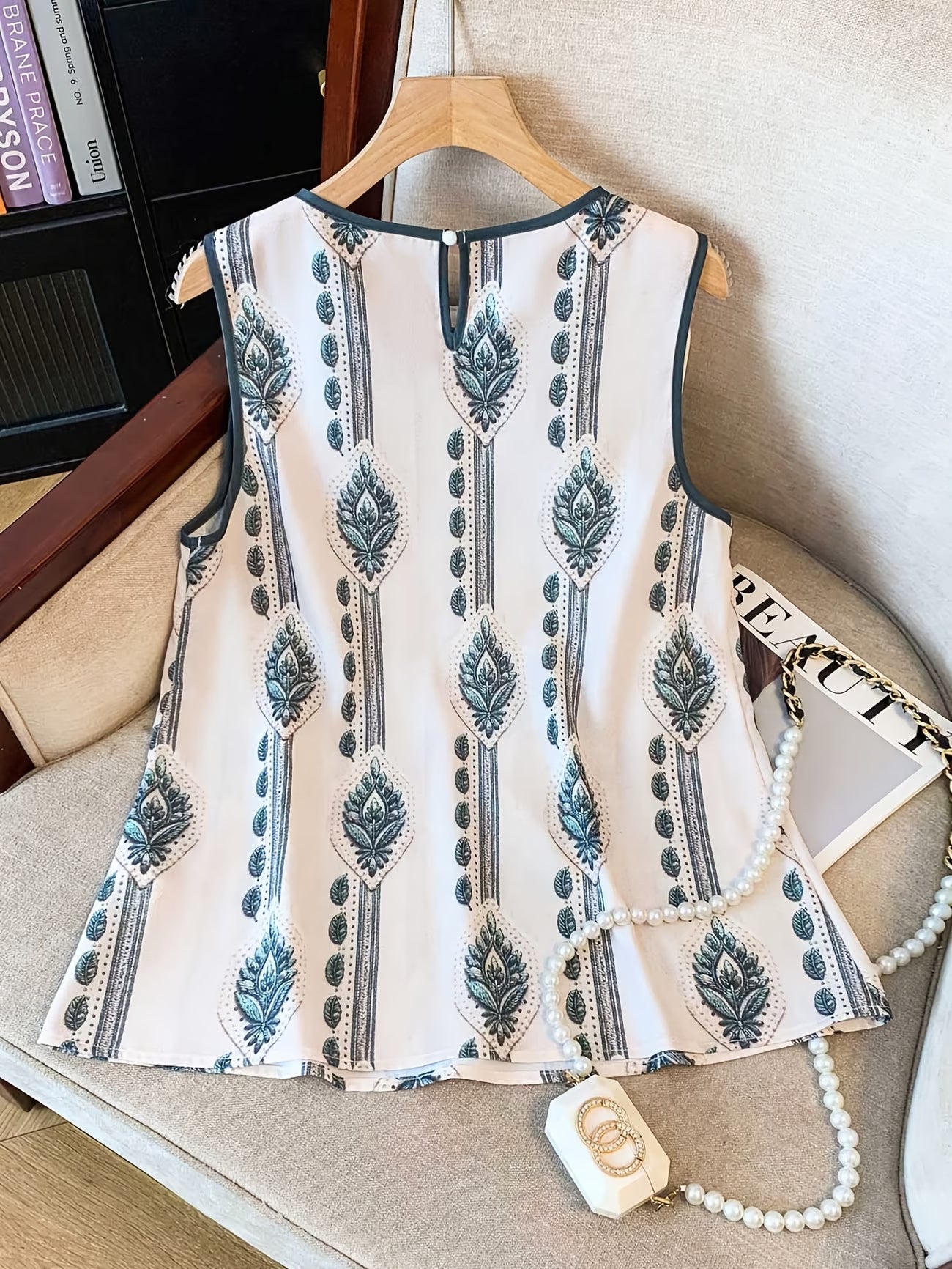 Botanical Print Sleeveless Blouse