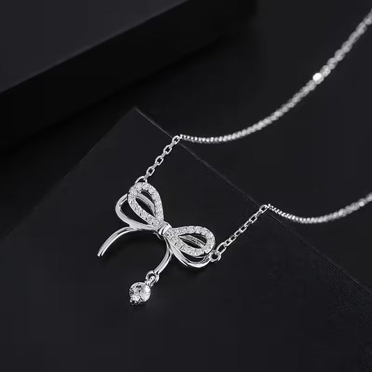 Vintage Bowknot Necklace