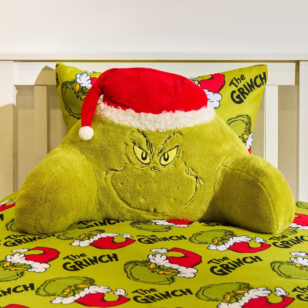 The Grinch Cuddle Cushion - Green