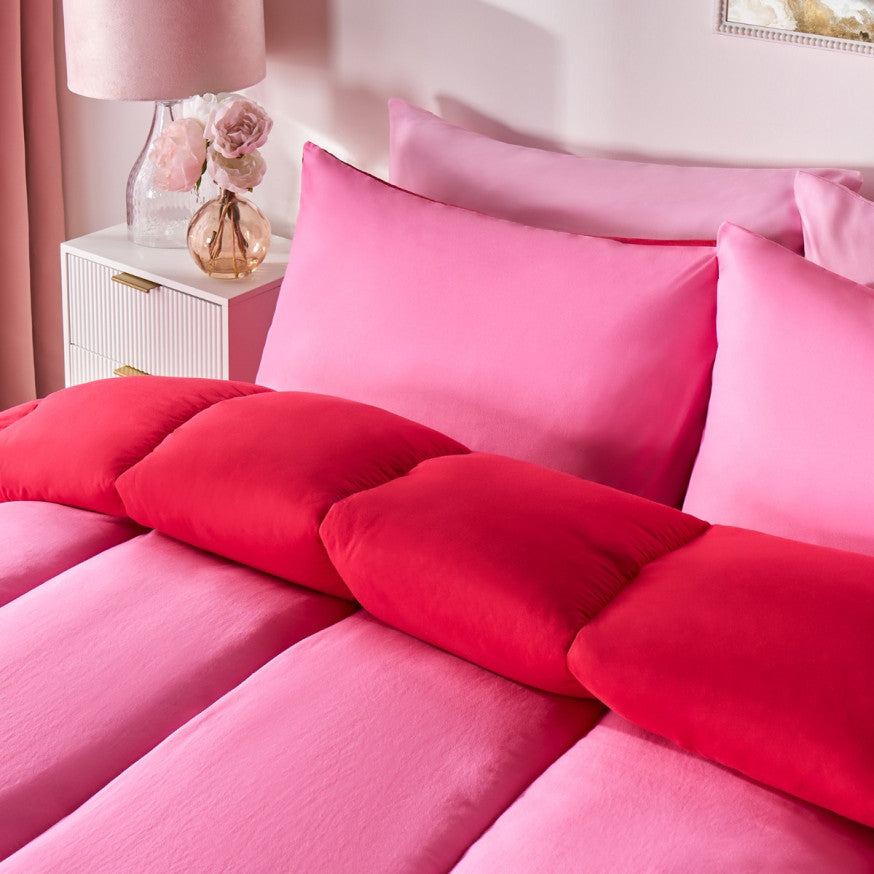 Coverless 10.5 Tog Reversible Duvet Set - Hot Pink/Red