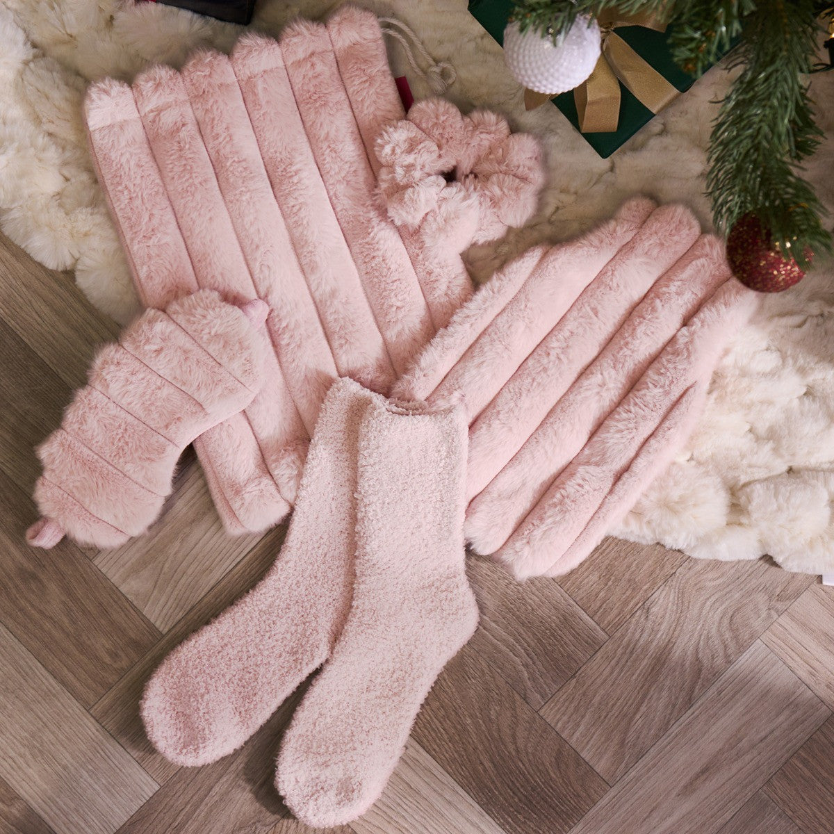 Ribbed Hot Water Bottle Gift Set