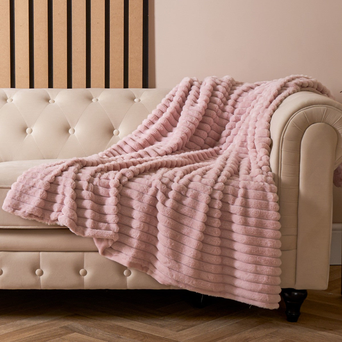 Faux Fur Thick Ribbed Throw