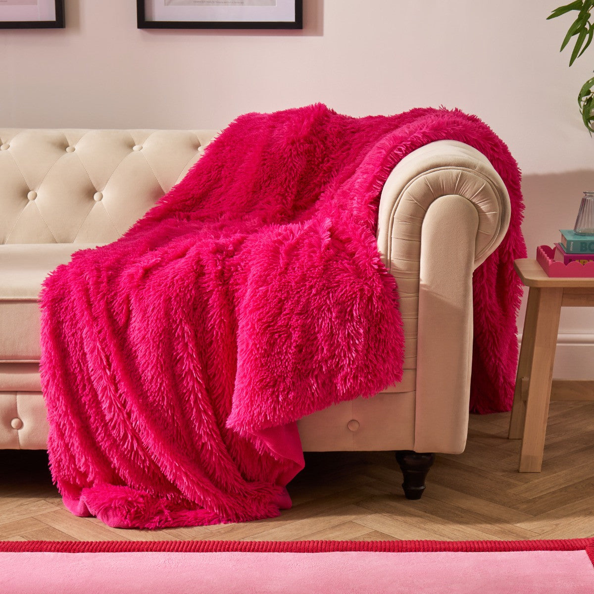 Fluffy Fleece Throw
