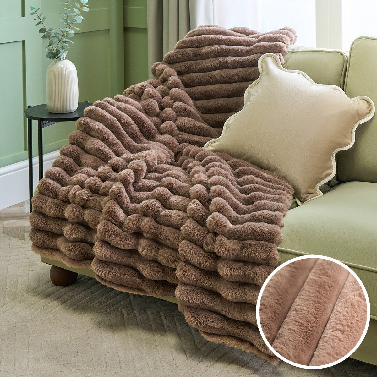 Jumbo Faux Fur Ribbed Throw