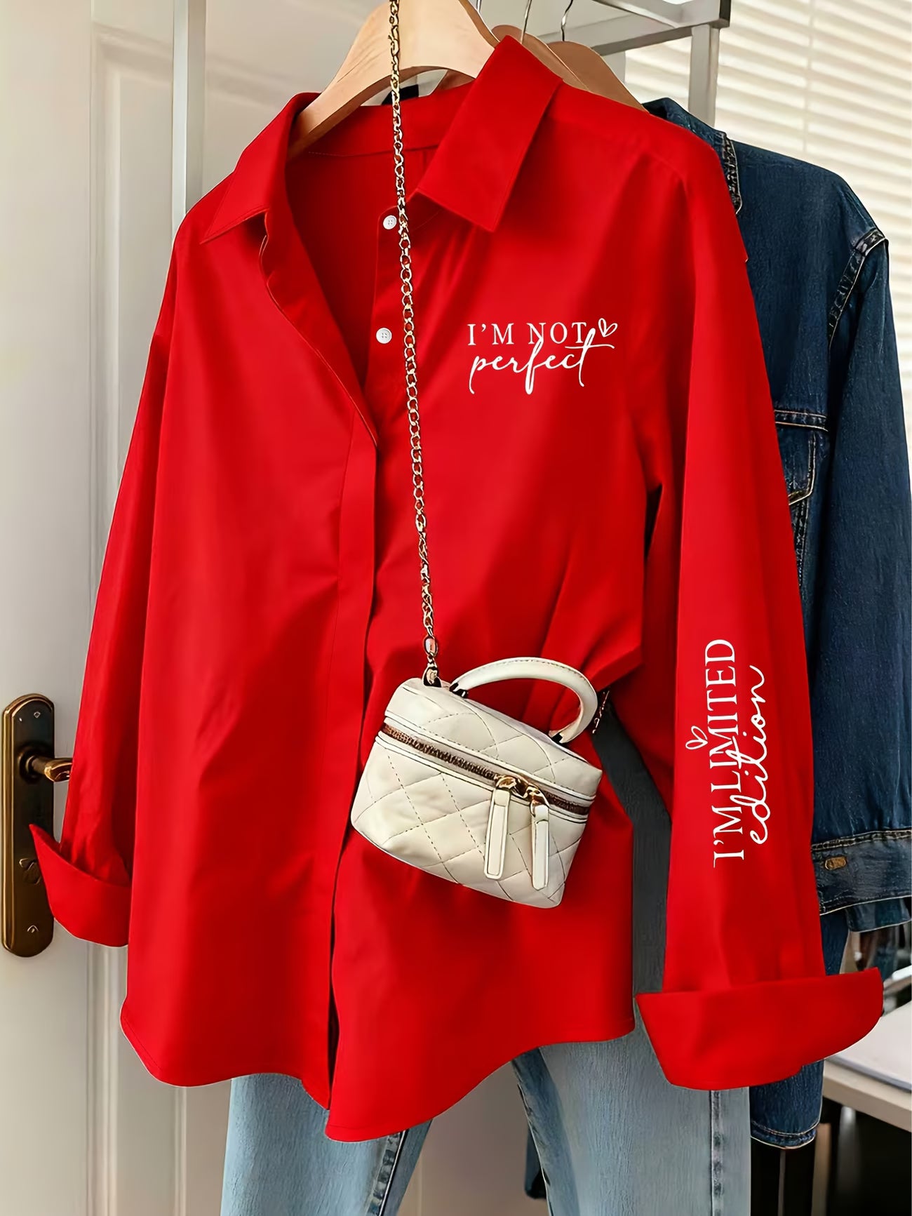 A Loose-Fitting Solid Color Shirt with an Imperfect Design,