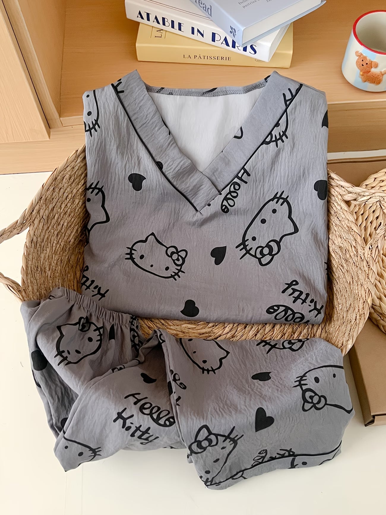 Women's Cloud Sweet Cute Pajama Set – Short Sleeve & Long Pants