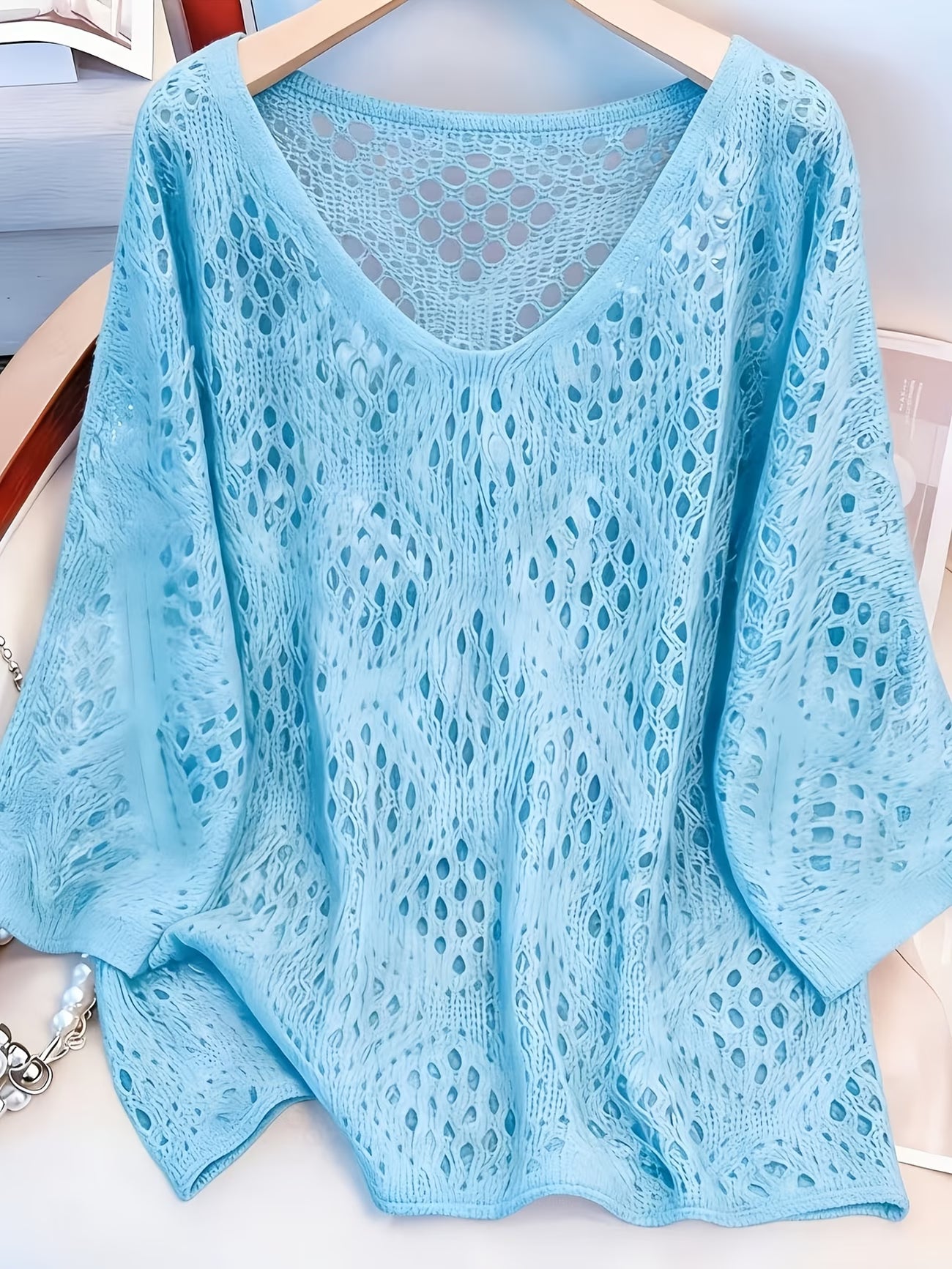 Plus Size Paisley Print Hollow-Out Loose Fit Top