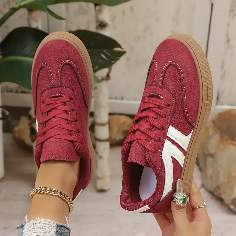 Women's Solid Color Lace-up Sneakers,