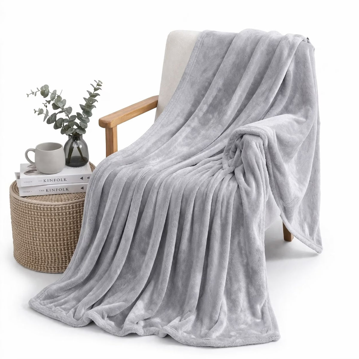 Silver Faux Fur Fleece Throw Blanket, 150 × 200 cm