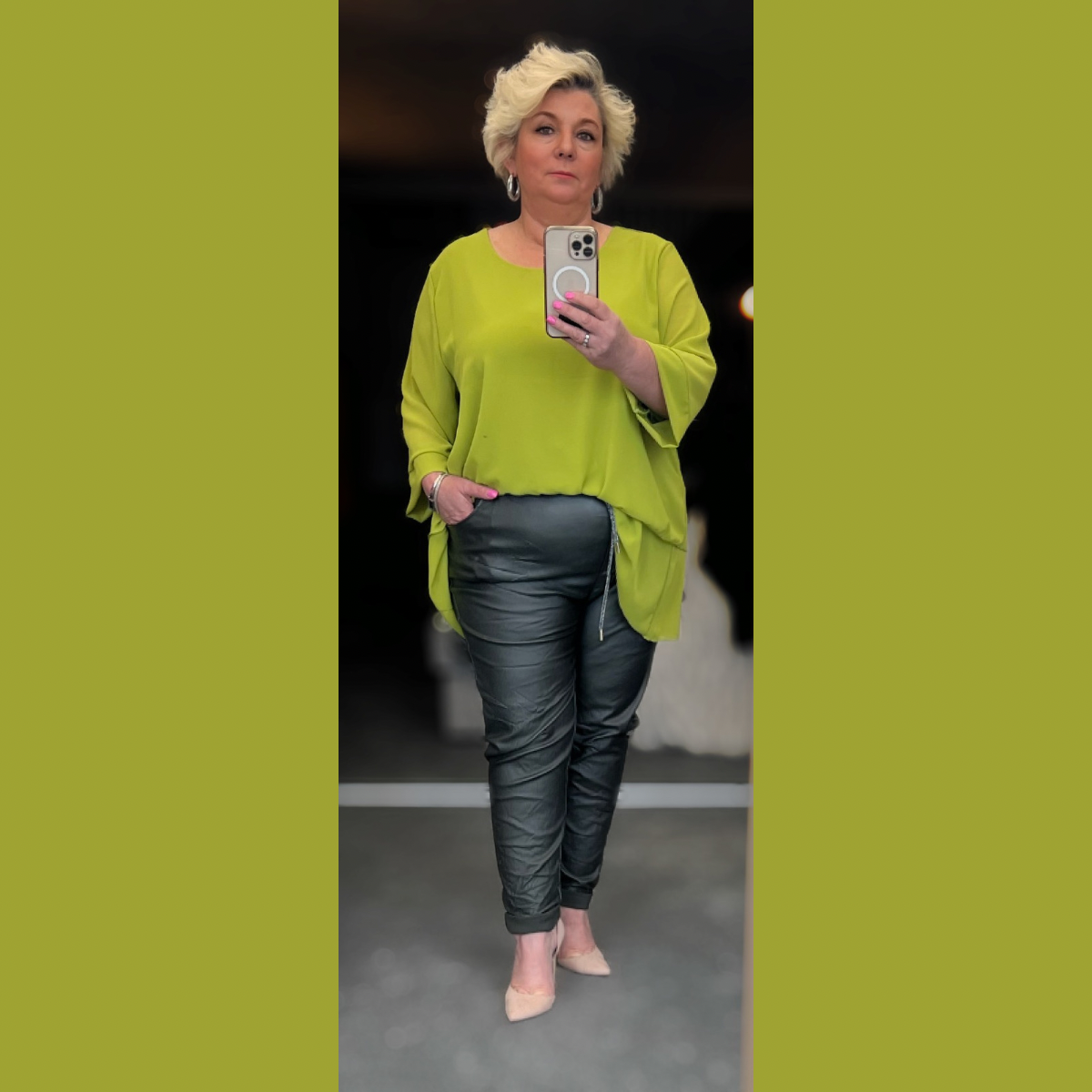 FAUX LEATHER VERY STRETCHY MAGIC TROUSERS / JEANS