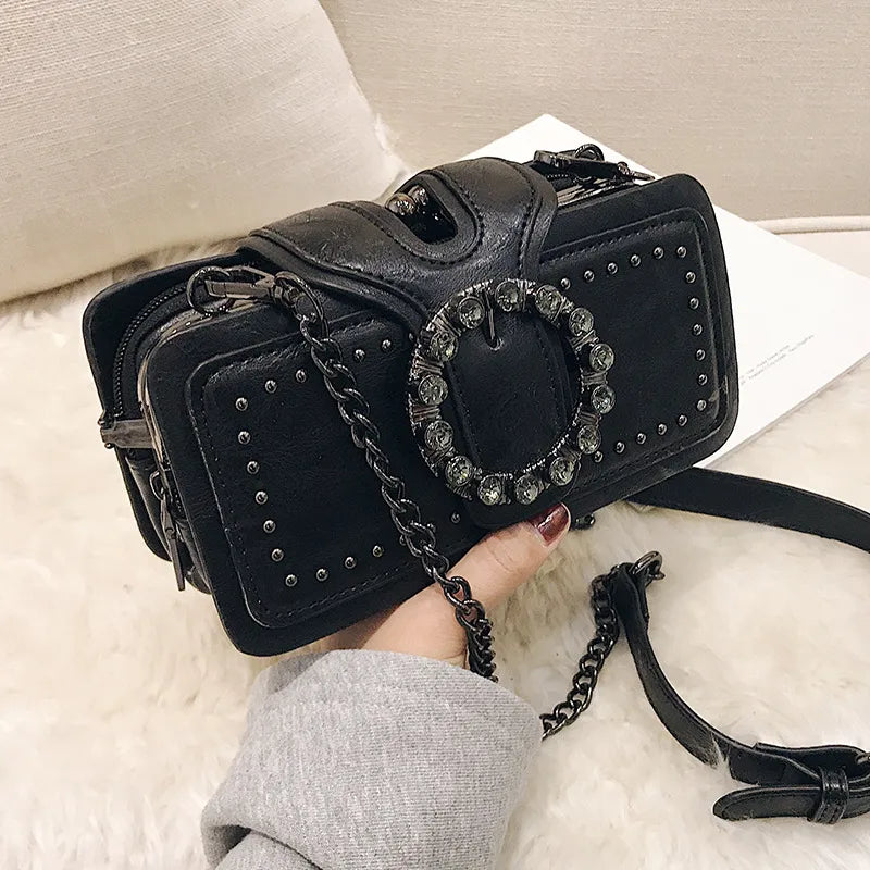 Women's Small Pu Leather Solid Color Streetwear Magnetic Buckle Crossbody Bag