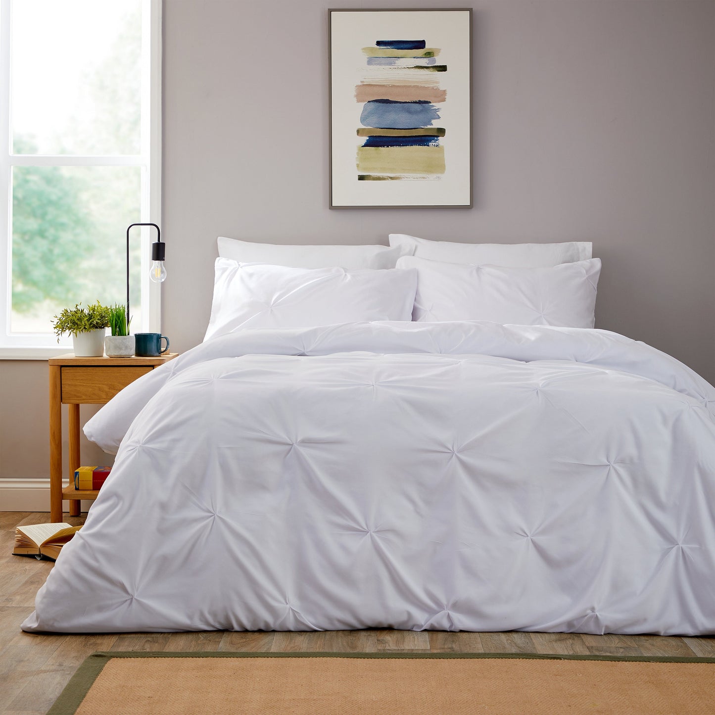 Pintuck White Microfibre Duvet Cover Set