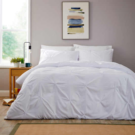 Pintuck White Microfibre Duvet Cover Set